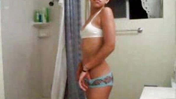 Cosmid: Hannah Sharp - Bikini in the Shower